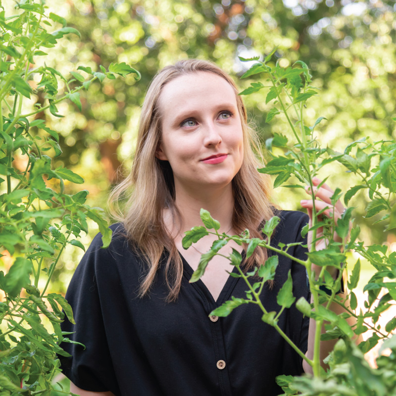 Annagrace Lewis headshot