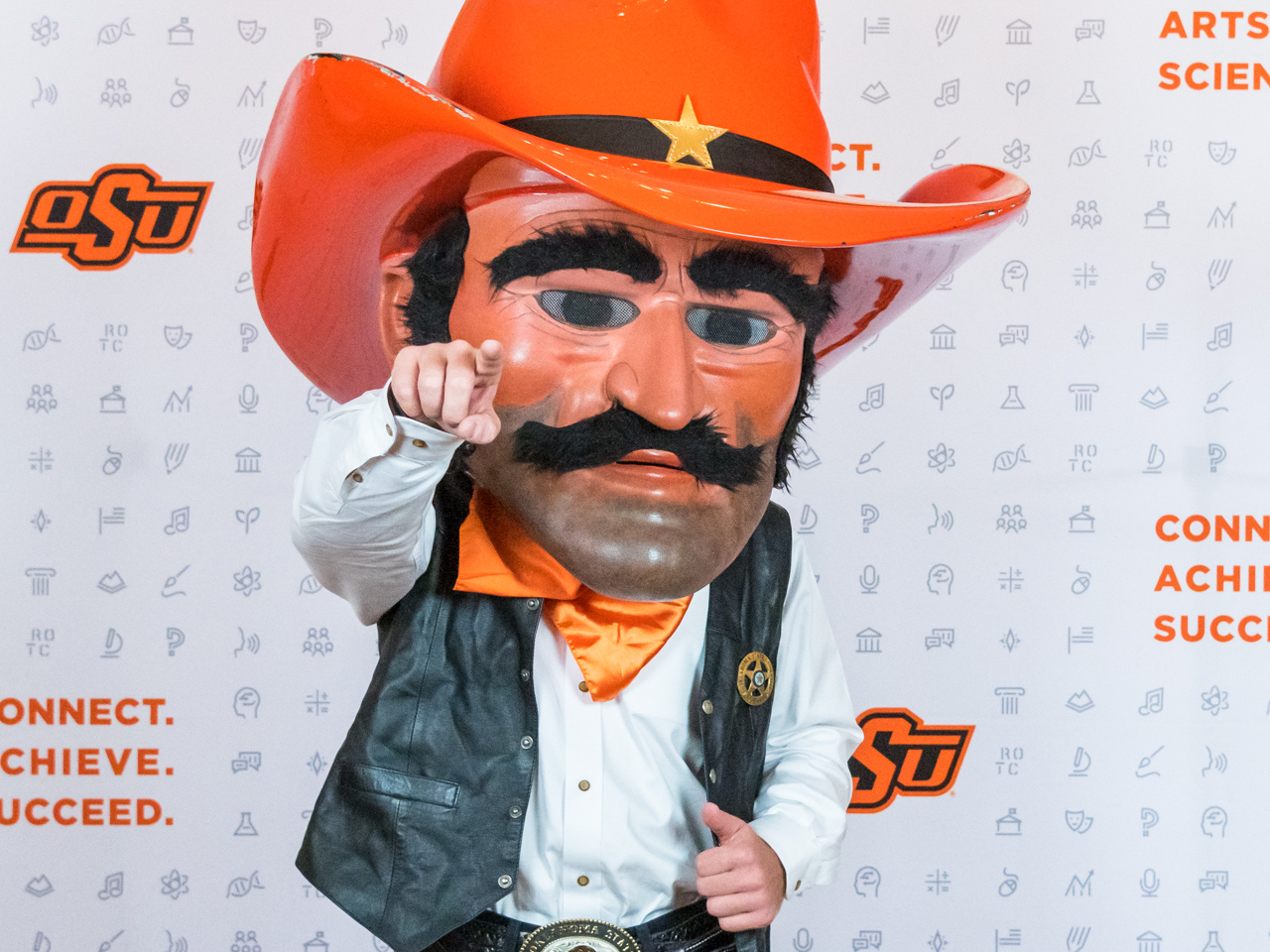 pete-headshot.jpg Pistol Pete