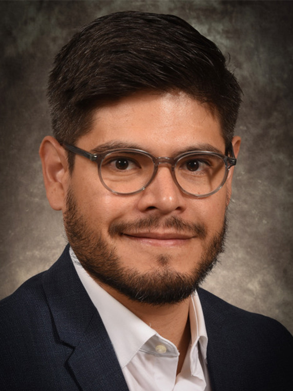 Jauregui Daniel Headshot