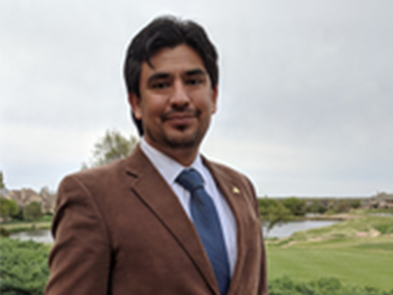 Mario Borunda headshot