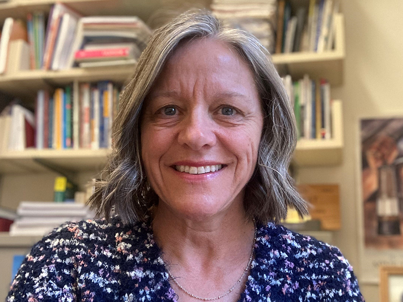 Sabine Davis headshot