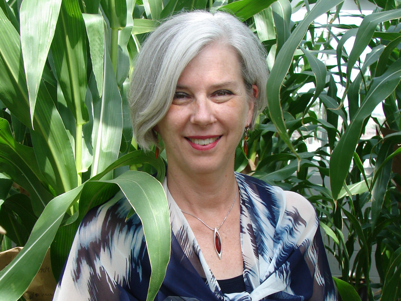 Photo of Elizabeth Hood