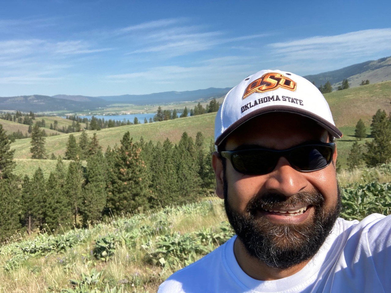 puni_jeyasingh_2.jpg Puni Jeyasingh smiling