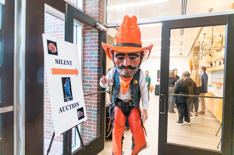 Pistol Pete hanging out by the silent auction.