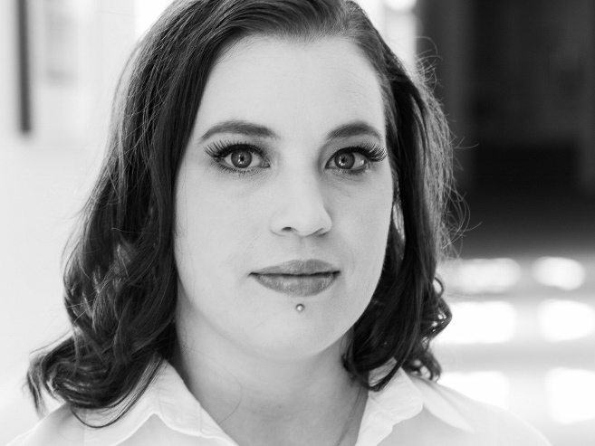 A headshot of Dr. Laura Arata.