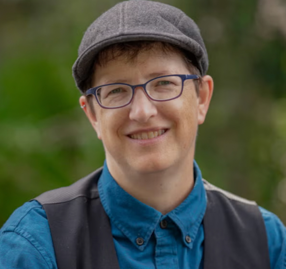 headshot of speaker Jes Boon