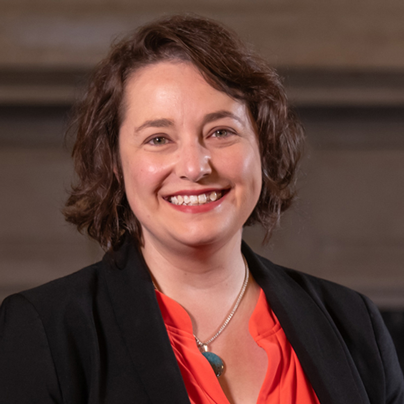 Melinda Cro headshot