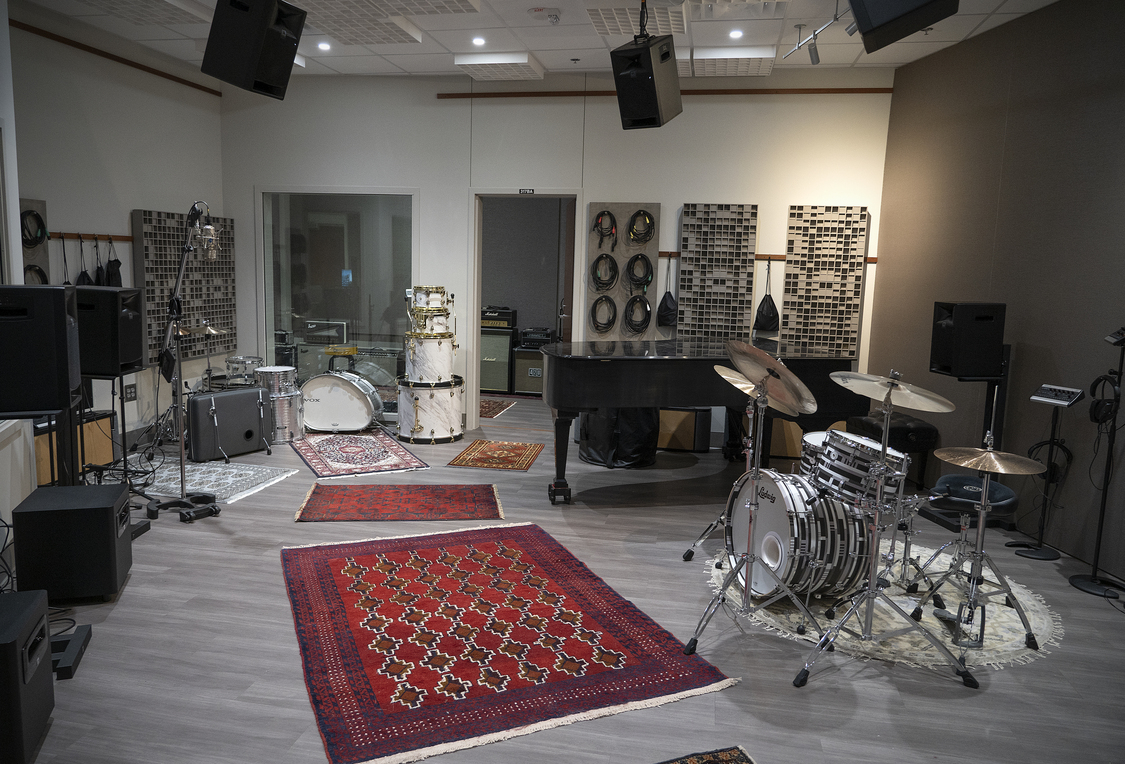 studio space studio space