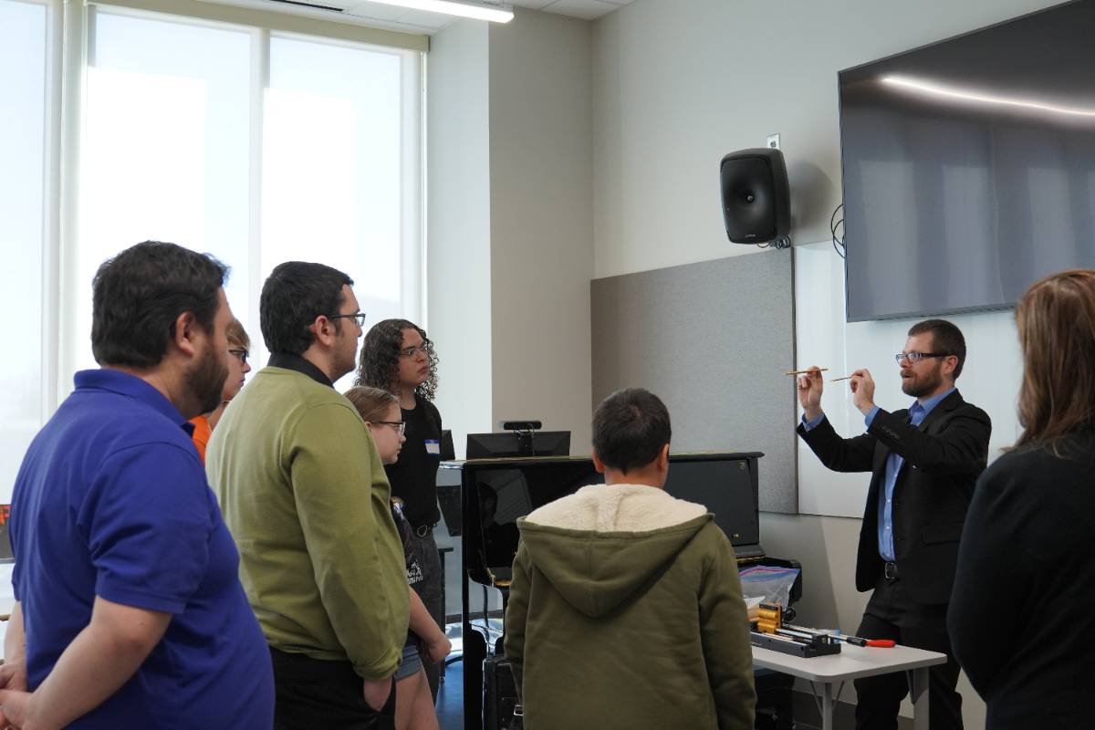 professor lecturing students