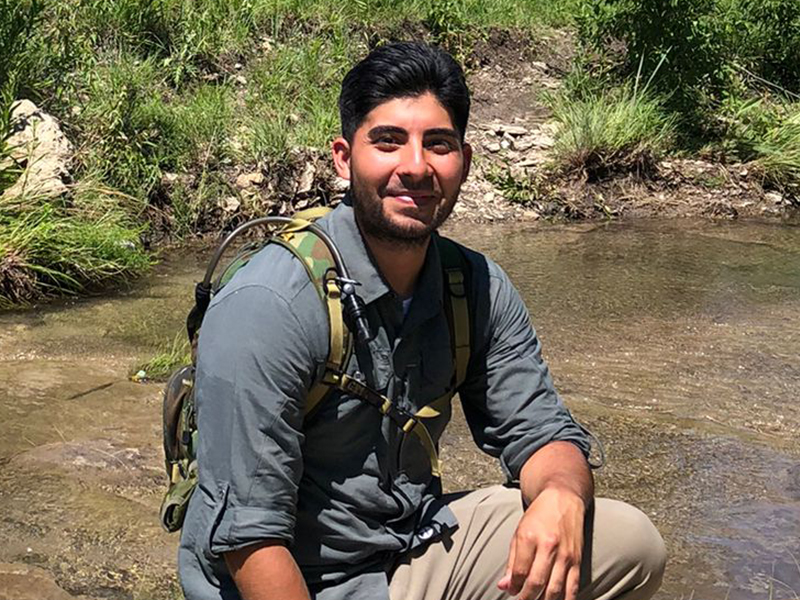 Daniel Morales headshot