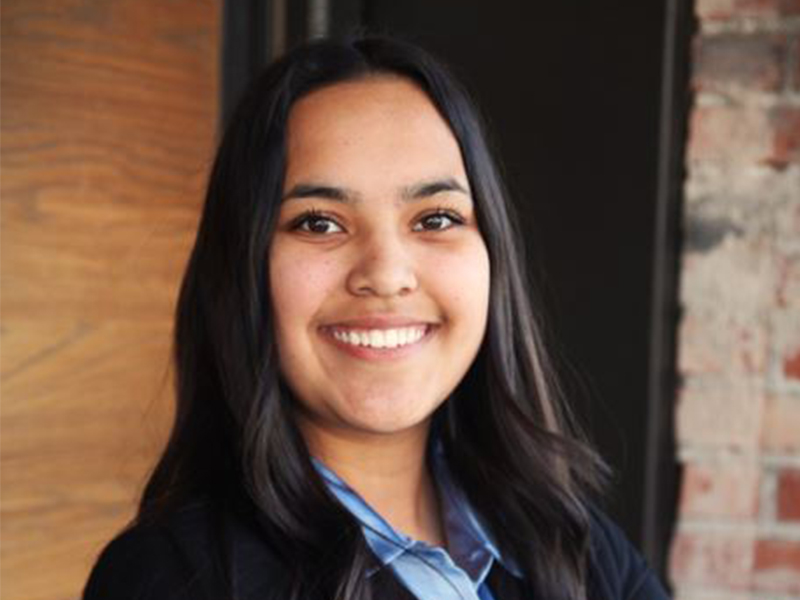 Genesis Alarcon headshot